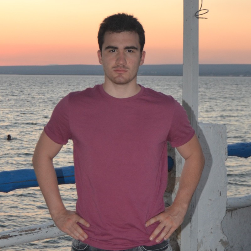 Efekan's professional headshot